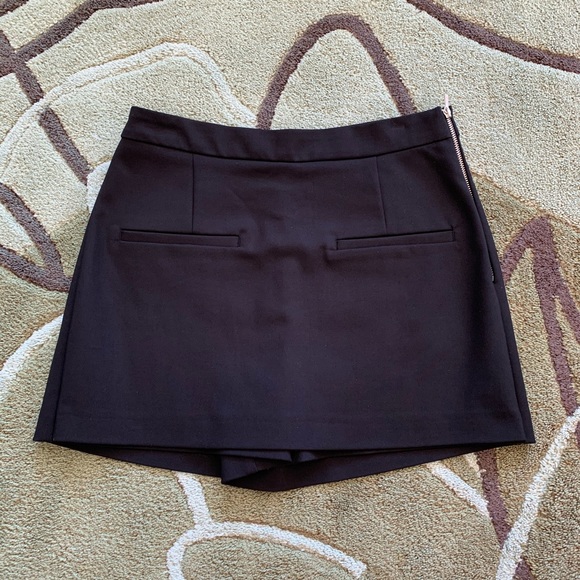 Zara 2 in 1 Shorts & Skirt - Picture 2 of 9